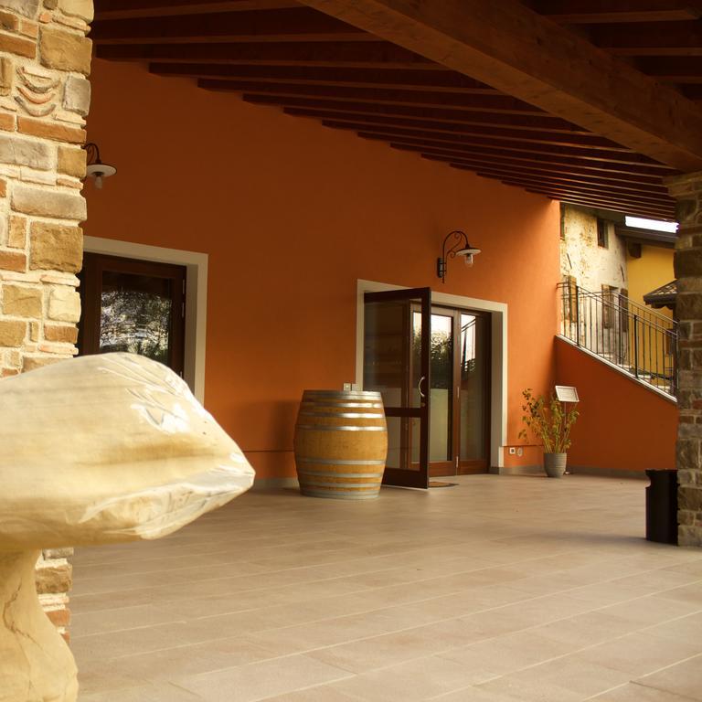 Gigante Wine & Welcome Corno di Rosazzo Экстерьер фото